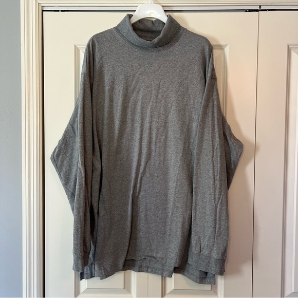 Duluth Trading Co men’s long tail Tee gray turtleneck. Size XXL. - Picture 1 of 6